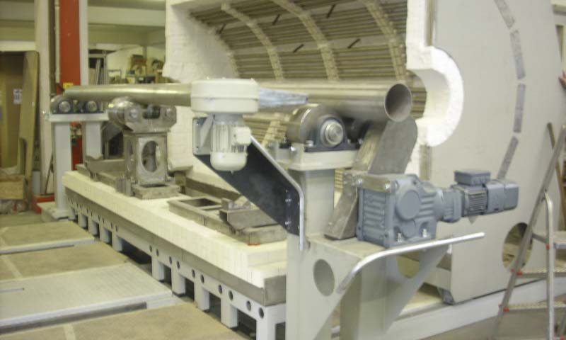 Rotary hearth furnaces, roller hearth furnaces, conveyor furnaces and special furnaces from the plant construction for electrical and gas-heated industrial furnaces at Padelttherm in Makranstädt near Leipzig.