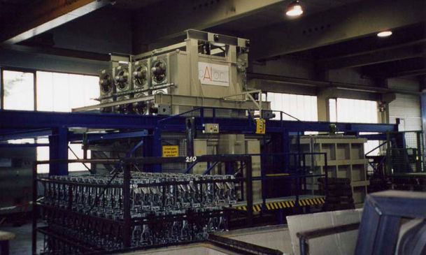 Vollautomatische Kammerofenanlage von Anlagenbau für elektrische und gasbeheizte Industrieöfen Padelttherm in Makranstädt bei Leipzig