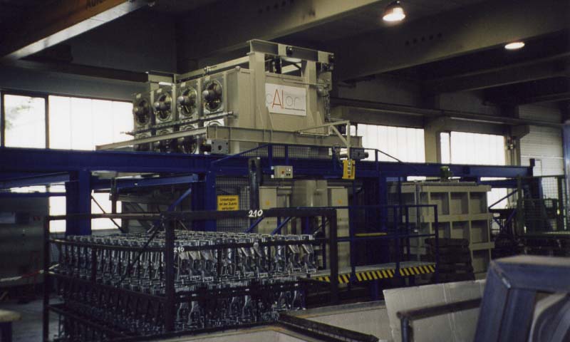 Vollautomatische Kammerofenanlage von Anlagenbau für elektrische und gasbeheizte Industrieöfen Padelttherm in Makranstädt bei Leipzig