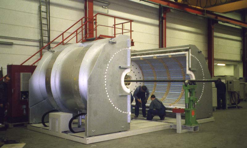 Rotary hearth furnaces, roller hearth furnaces, conveyor furnaces and special furnaces from the plant construction for electrical and gas-heated industrial furnaces at Padelttherm in Makranstädt near Leipzig.
