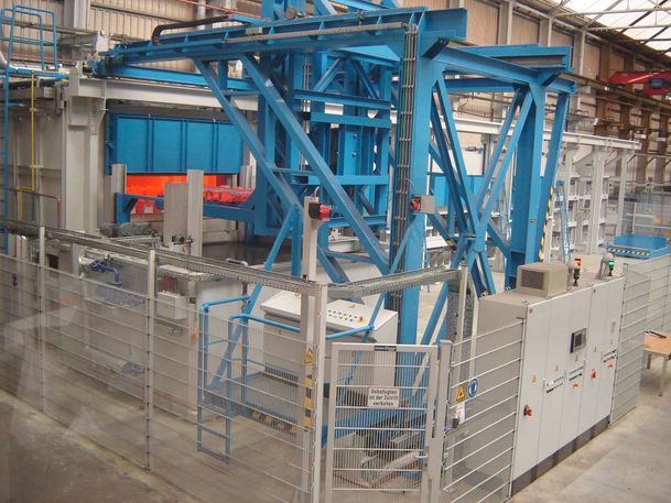 Vollautomatische Kammerofenanlage von Anlagenbau für elektrische und gasbeheizte Industrieöfen Padelttherm in Makranstädt bei Leipzig