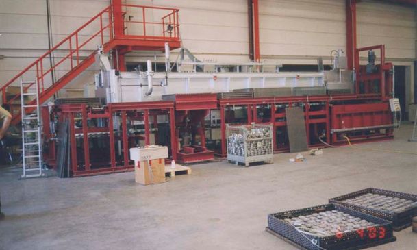 Hubbalkenöfen, Durchstoßöfen und Klinkenöfen von Anlagenbau für elektrische und gasbeheizte Industrieöfen Padelttherm in Makranstädt bei Leipzig