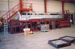 Automatische Wärmebehandlungs-Anlage von Anlagenbau für elektrische und gasbeheizte Industrieöfen Padelttherm in Makranstädt bei Leipzig