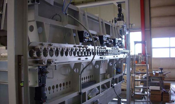 Rotary hearth furnaces, roller hearth furnaces, conveyor furnaces and special furnaces from the plant construction for electrical and gas-heated industrial furnaces at Padelttherm in Makranstädt near Leipzig.