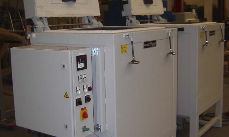Schachtöfen von Anlagenbau für elektrische und gasbeheizte Industrieöfen Padelttherm in Makranstädt bei Leipzig